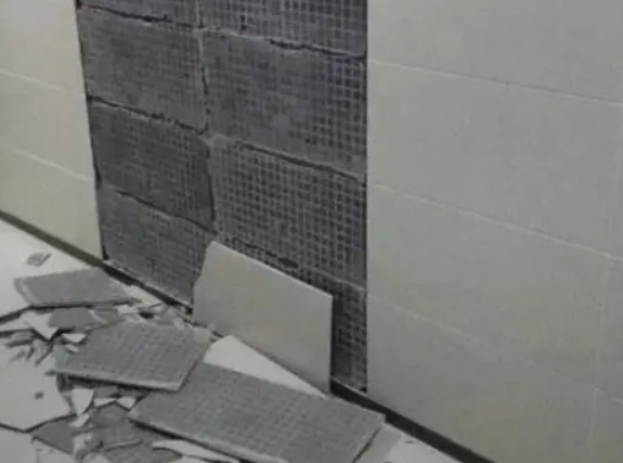 旺苍瓷砖空鼓维修公司分享下旺苍墙砖松动维修的知识